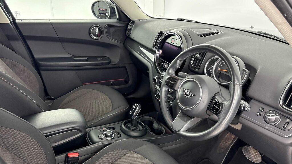 Mini Countryman Petrol YH72FHM Black #6