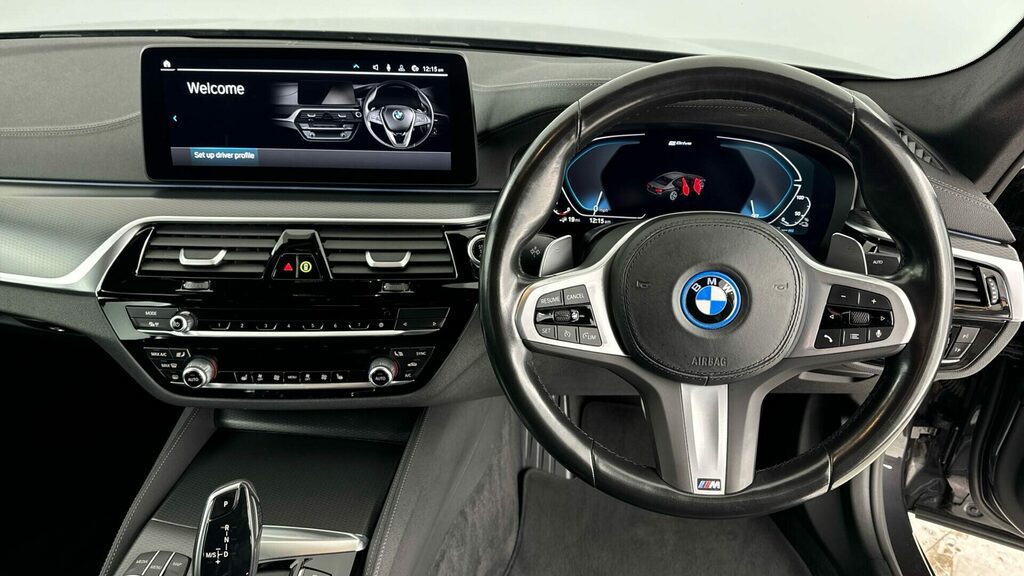 BMW 5 Series Saloon YF72DVB Grey #5