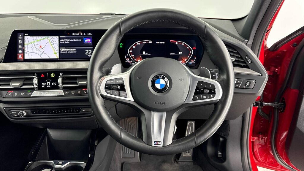 BMW 1 Series Sports PJ73CWY Red #5