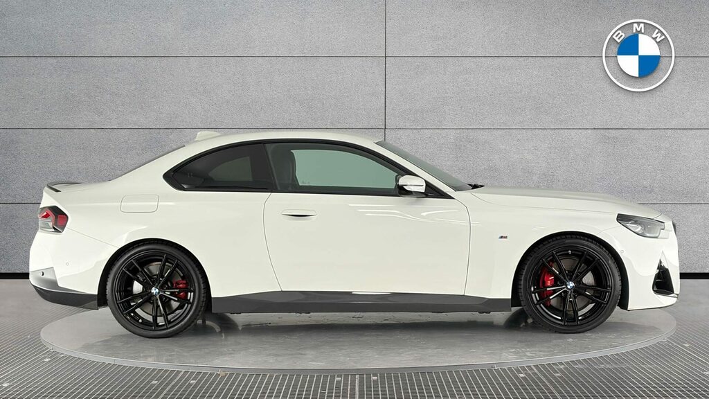 BMW 2 Series Coupe YF22VTW White #3