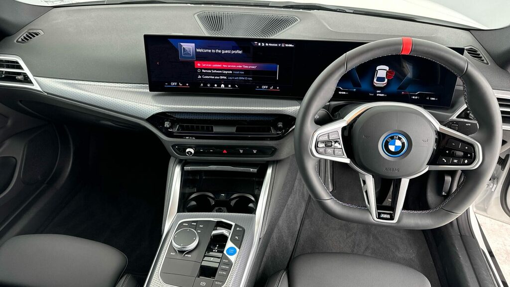 BMW i4 Coupe YG75JXP White #4