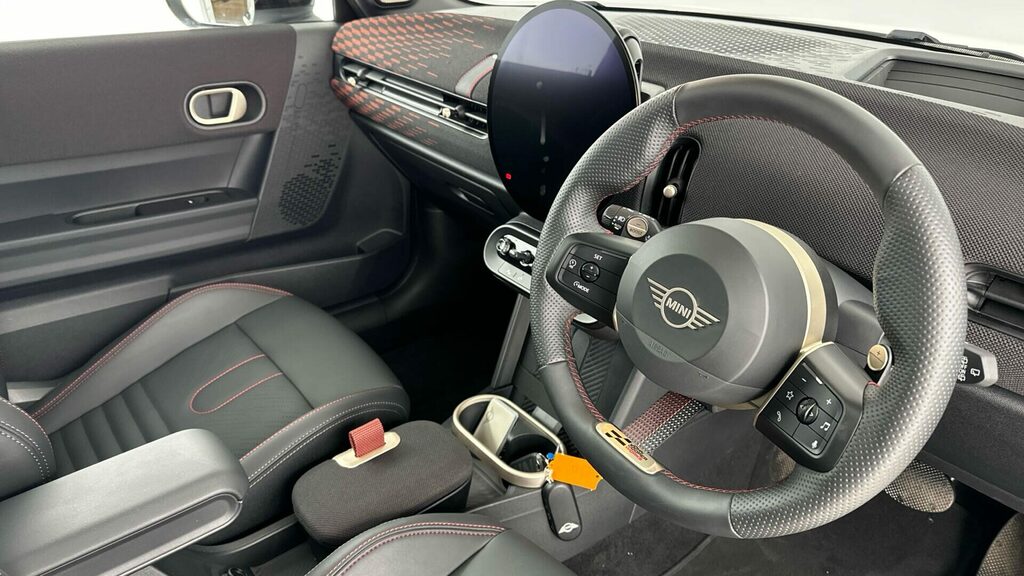 Mini Hatch Hatchback YG74ULR White #5