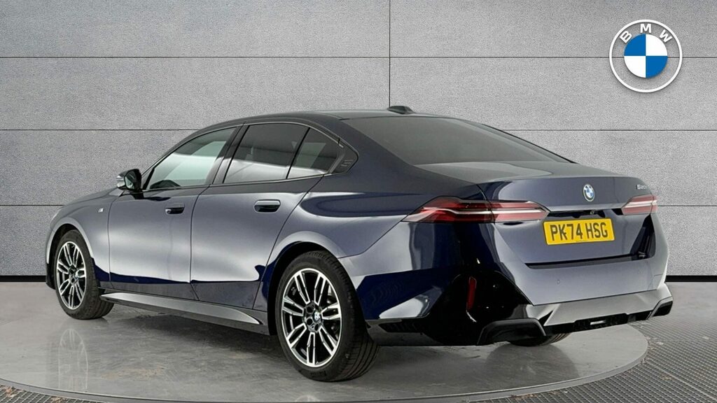 BMW 5 Series Saloon PK74HSG Blue #2
