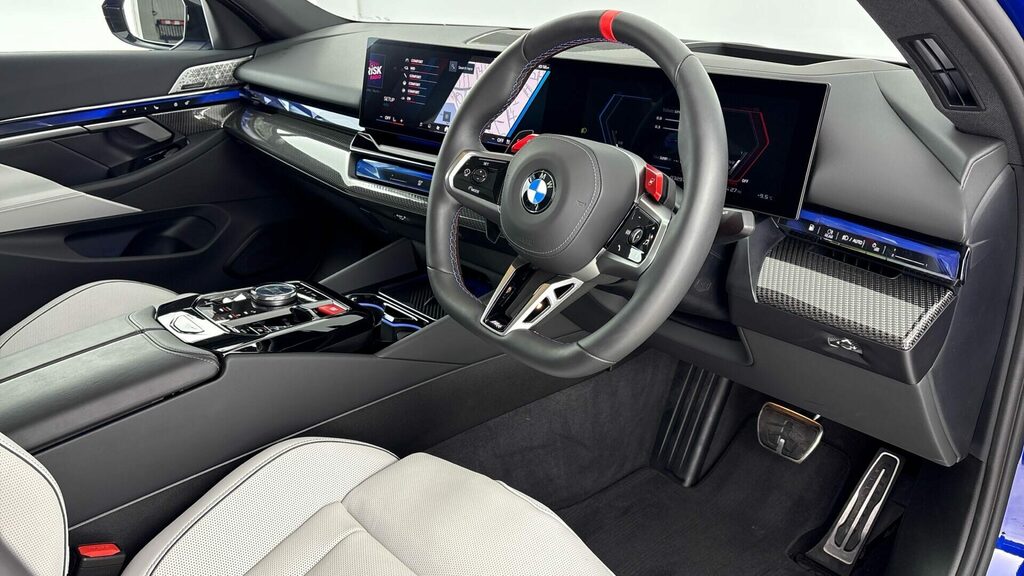 BMW M5 Saloon PK75UAO Blue #6