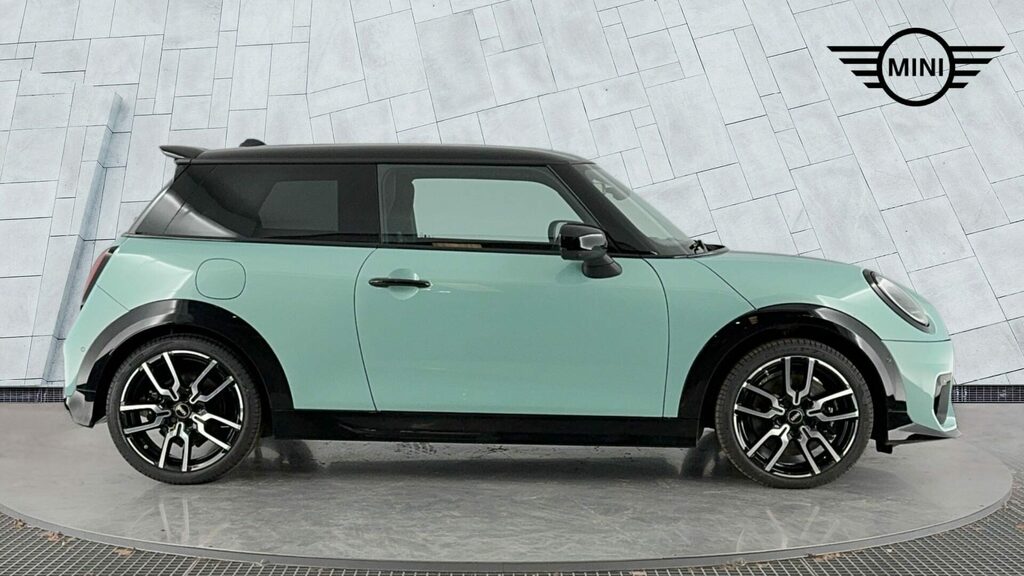 Mini Hatch Hatchback YG75VKP Green #3