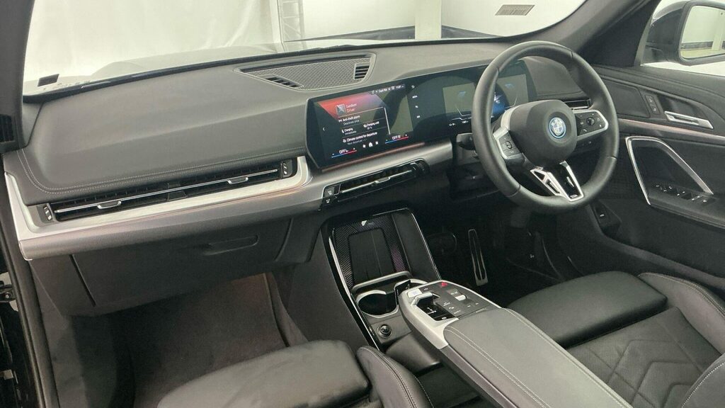 BMW iX1 Suv FM25GUK Blue #4