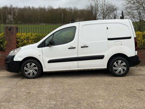 Peugeot Partner 2017 17 1.6 NY17EVX White #3