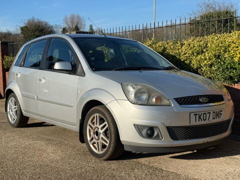 Ford Fiesta 2007 07 1.4 Silver