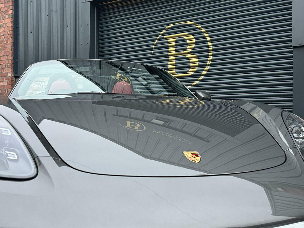 Porsche 718 Cayman Grey #44