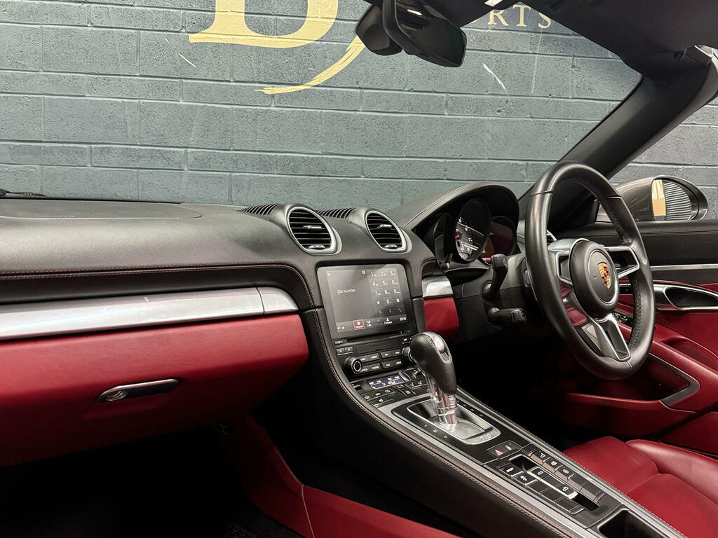 Porsche 718 Cayman Grey #34