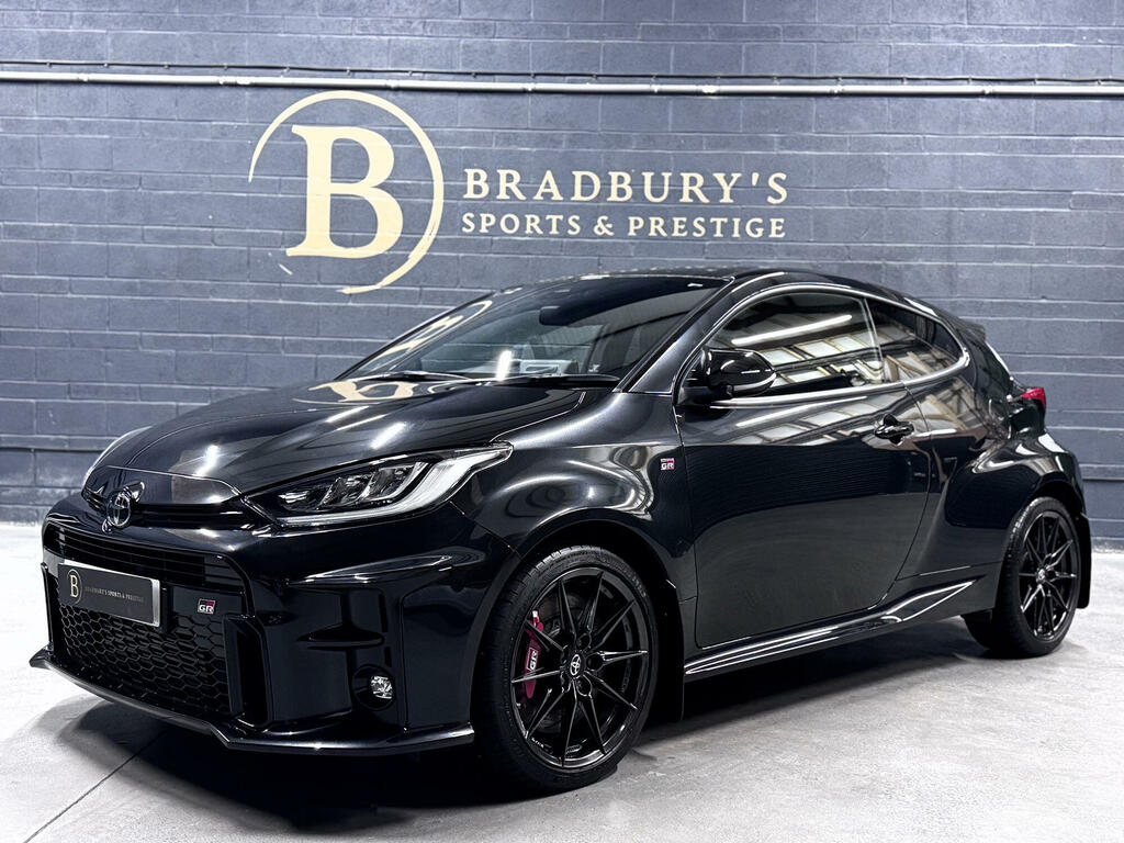 Toyota Yaris Hatchback 1.6 T Gr Circuit 202121 Black