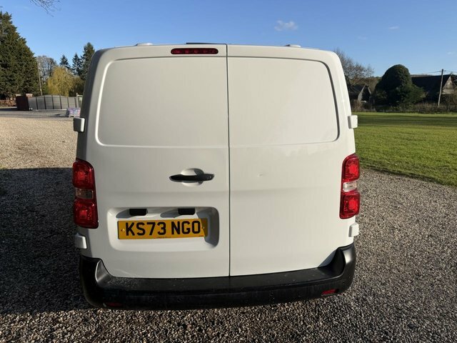 Citroen Dispatch Bluehdi 1000 Enterprise Edition KS73NGO White #4