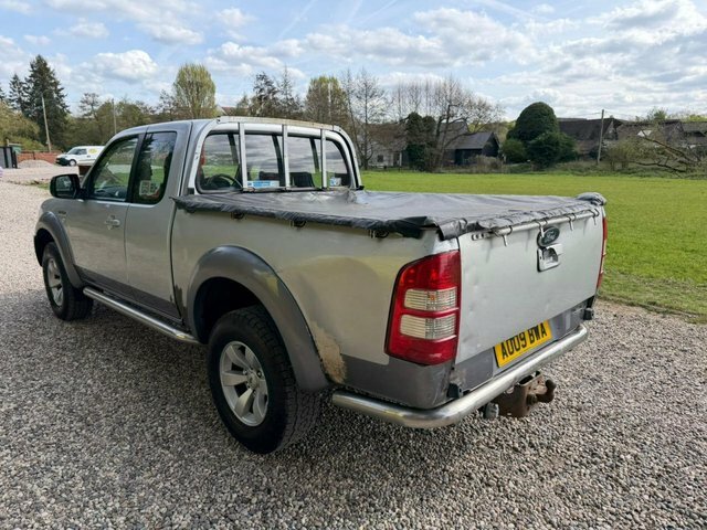 Ford Ranger 2.5 Tdci Xlt Thunder 2009 Silver #3