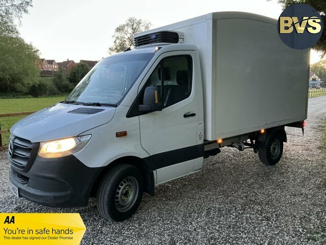 Mercedes-Benz Sprinter 315 Cdi Progressive Temperature PJ70MHF White #3