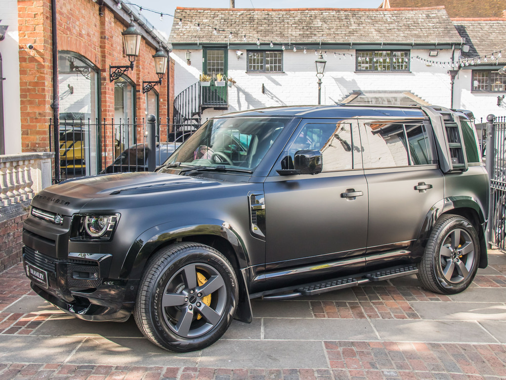 Land Rover Defender 110 Automatic LX73BNU Black #6