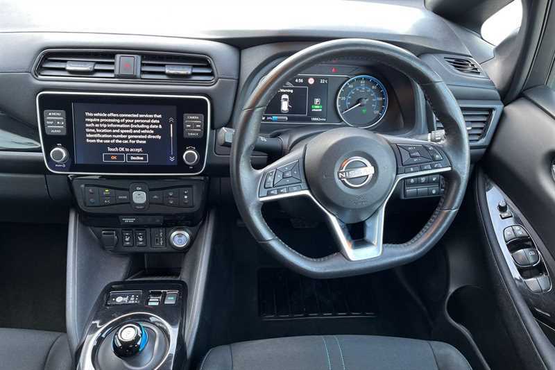 Nissan Leaf 110Kw N-connecta 39Kwh DS72KZU Black #5
