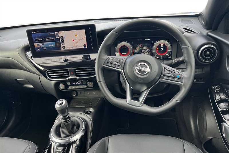 Nissan Juke 1.0 Dig-t Tekna BJ75UCH Black #4