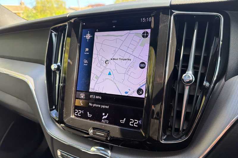Volvo XC60 2.0 T6 Recharge Phev R Design Awd Black