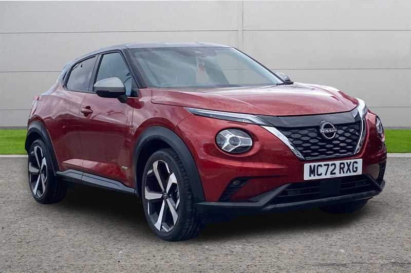 Nissan Juke 1.6 Hybrid Tekna Red
