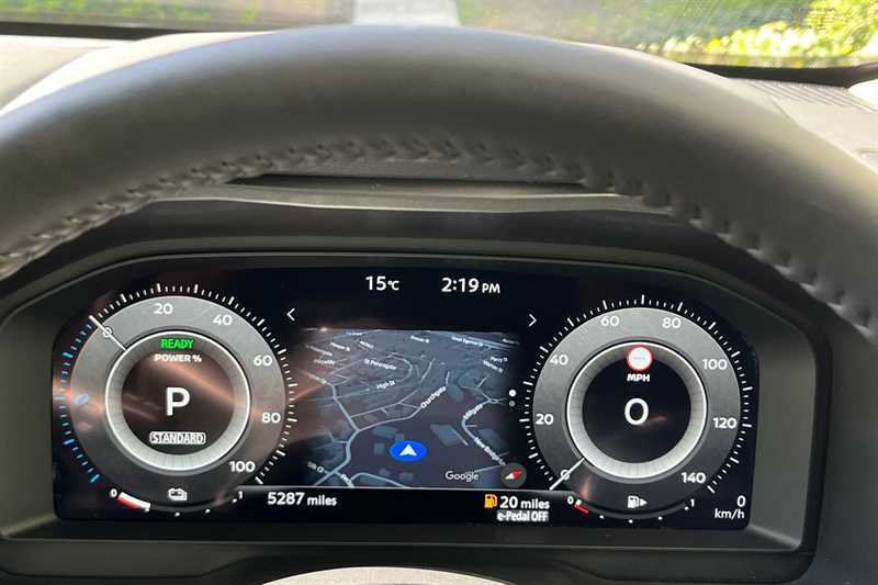 Nissan Qashqai 1.5 E-power N-connecta BK75KKE Black #4