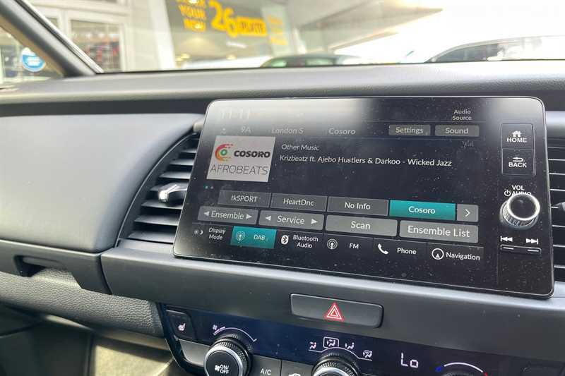 Honda Jazz 1.5 I-mmd Hybrid Crosstar Advance Ecvt LJ75TYT White #5