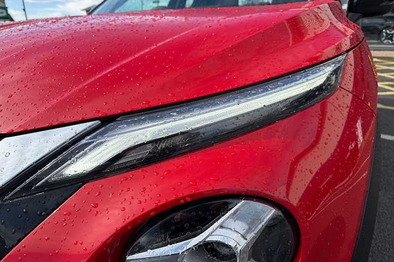 Nissan Juke 1.0 Dig-t 114 Acenta Dct DV22KWA Red #2