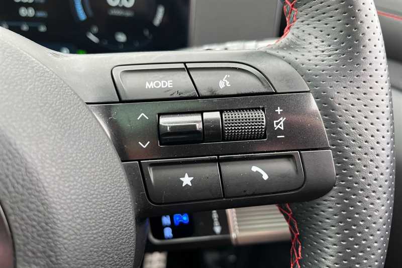 Hyundai Tucson 1.6T Plug-in Hybrid N Line S EF25NPO White #5