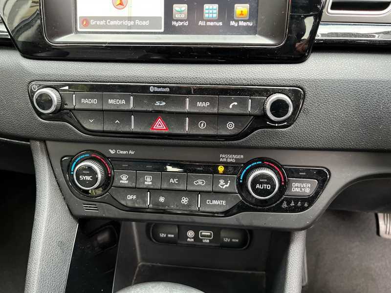 Kia Niro 1.6 Gdi Hybrid 2 Dct Grey #3