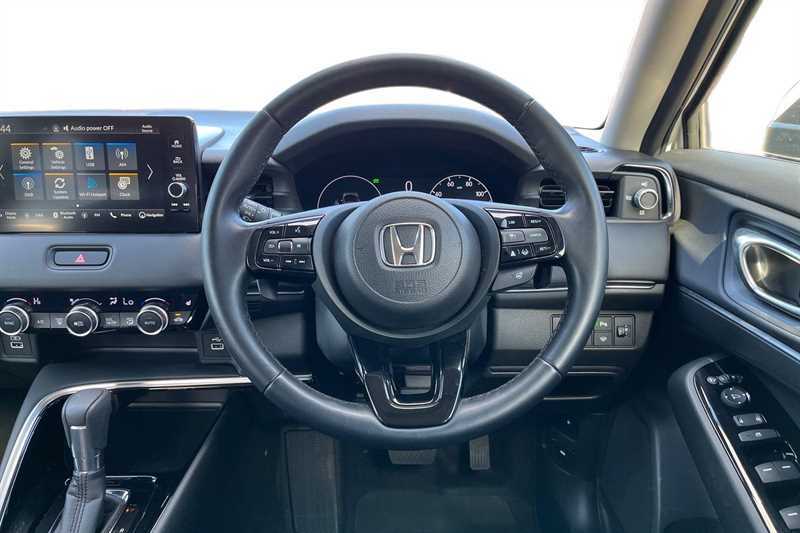 Honda Hr-V 1.5 Ehev Advance Cvt LM23HFX White #4