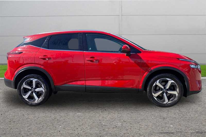 Nissan Qashqai 1.3 Dig-t Mh N-connecta DS73ZFZ Red #3