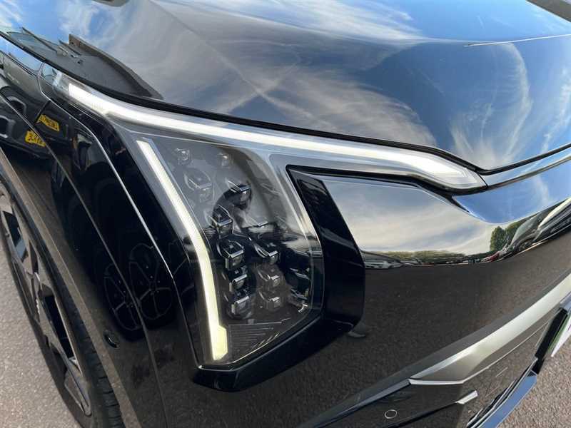 Kia EV3 148Kw Gt-line S 81.4Kwh YJ74BCG Black #4