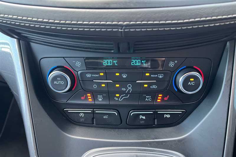 Ford Kuga 1.5 Ecoboost Black #6