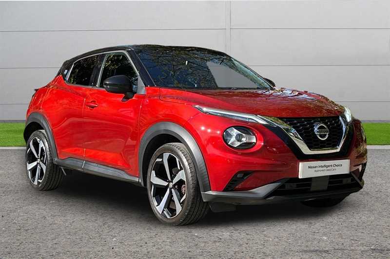 Nissan Juke 1.0 Dig-t 114 Tekna Red