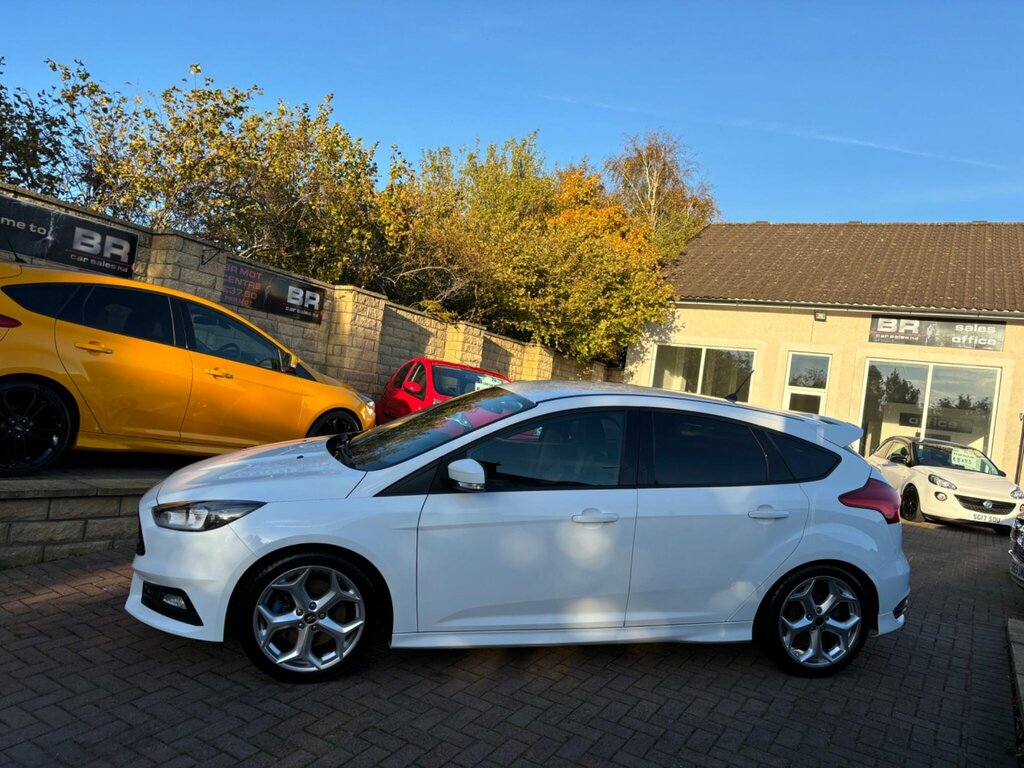 Ford Focus 2.0T Ecoboost St-2 Euro 6 Ss SV67SFF White #5