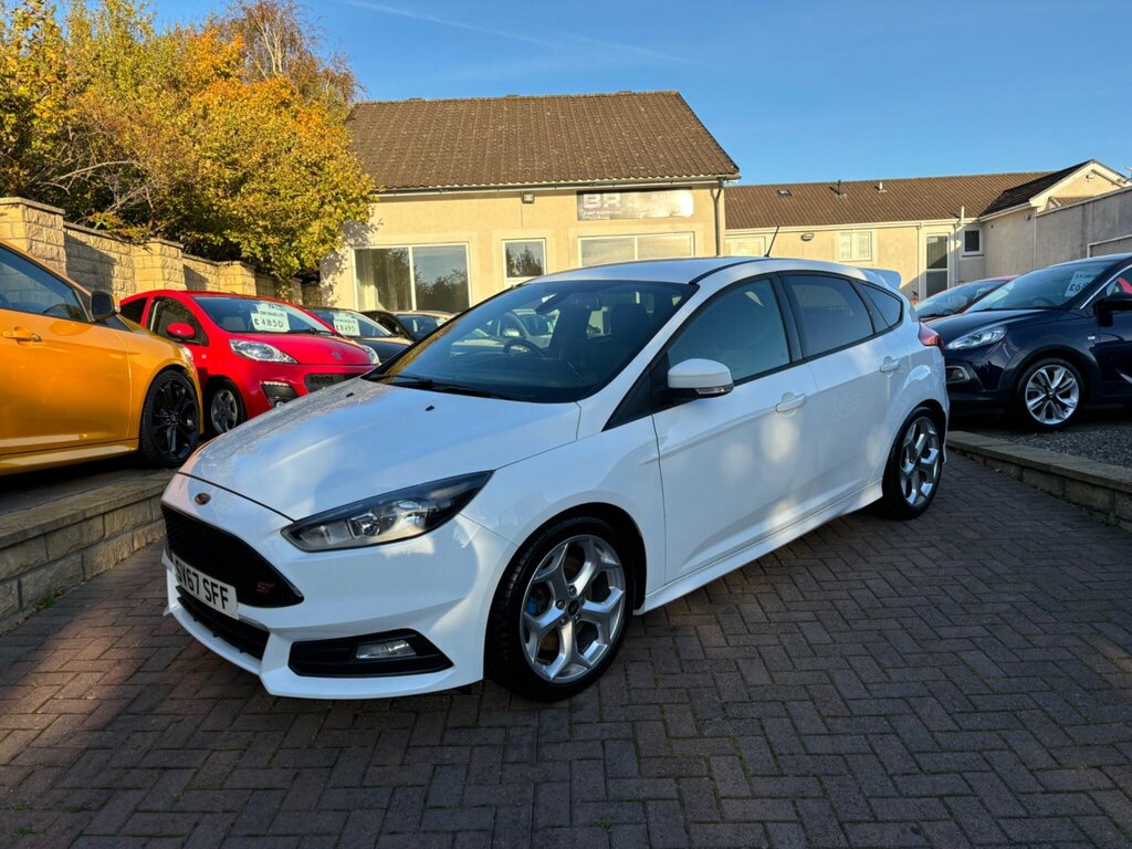 Ford Focus 2.0T Ecoboost St-2 Euro 6 Ss White