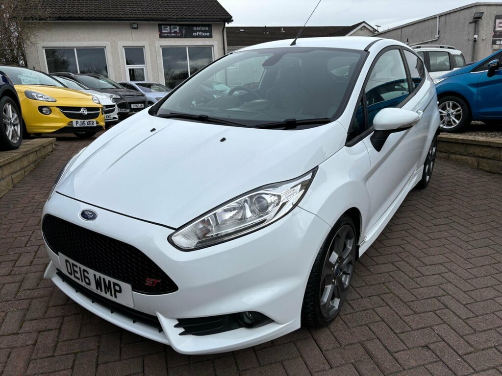 Ford Fiesta 1.6T Ecoboost St-3 Euro 6 OE16WMP White #2