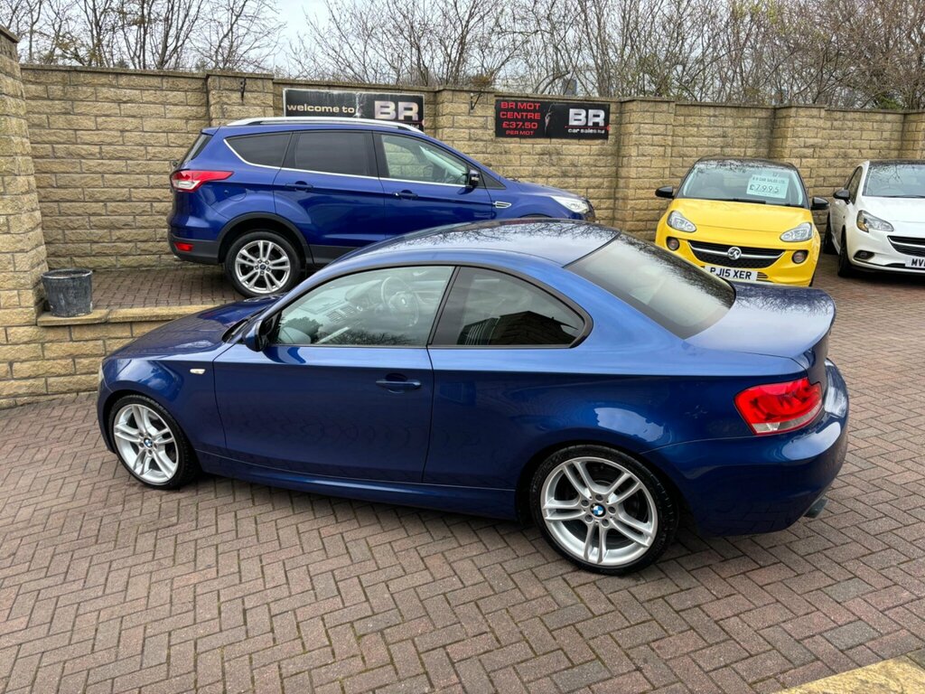 BMW 1 Series 2.0 123D M Sport Steptronic Euro 5 YH61BZA Blue #4