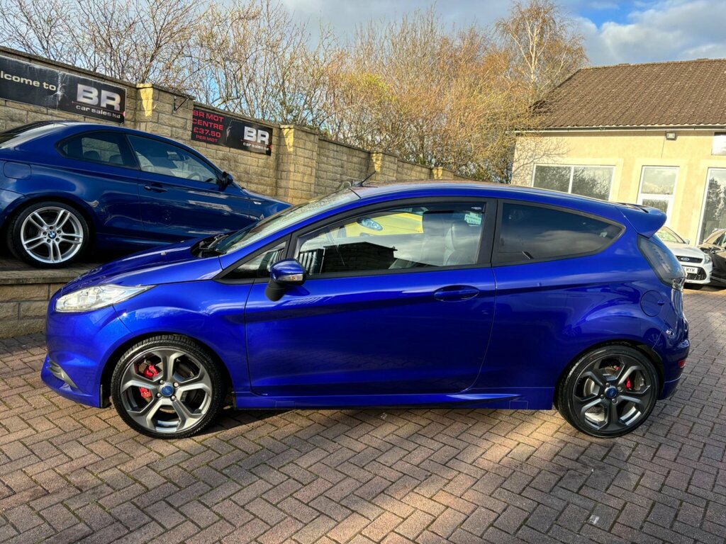 Ford Fiesta 1.6T Ecoboost St-2 Euro 6 BV17SKZ Blue #2