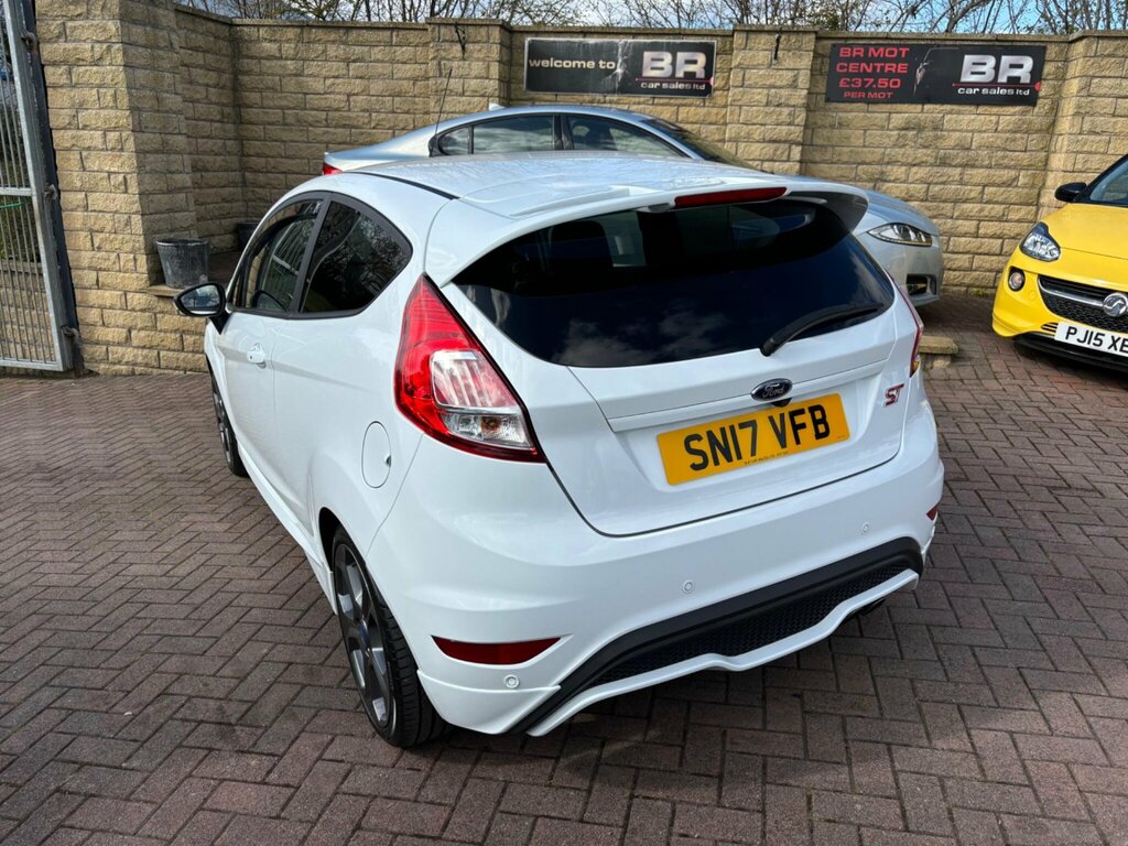 Ford Fiesta 1.6T Ecoboost St-3 Euro 6 White #6