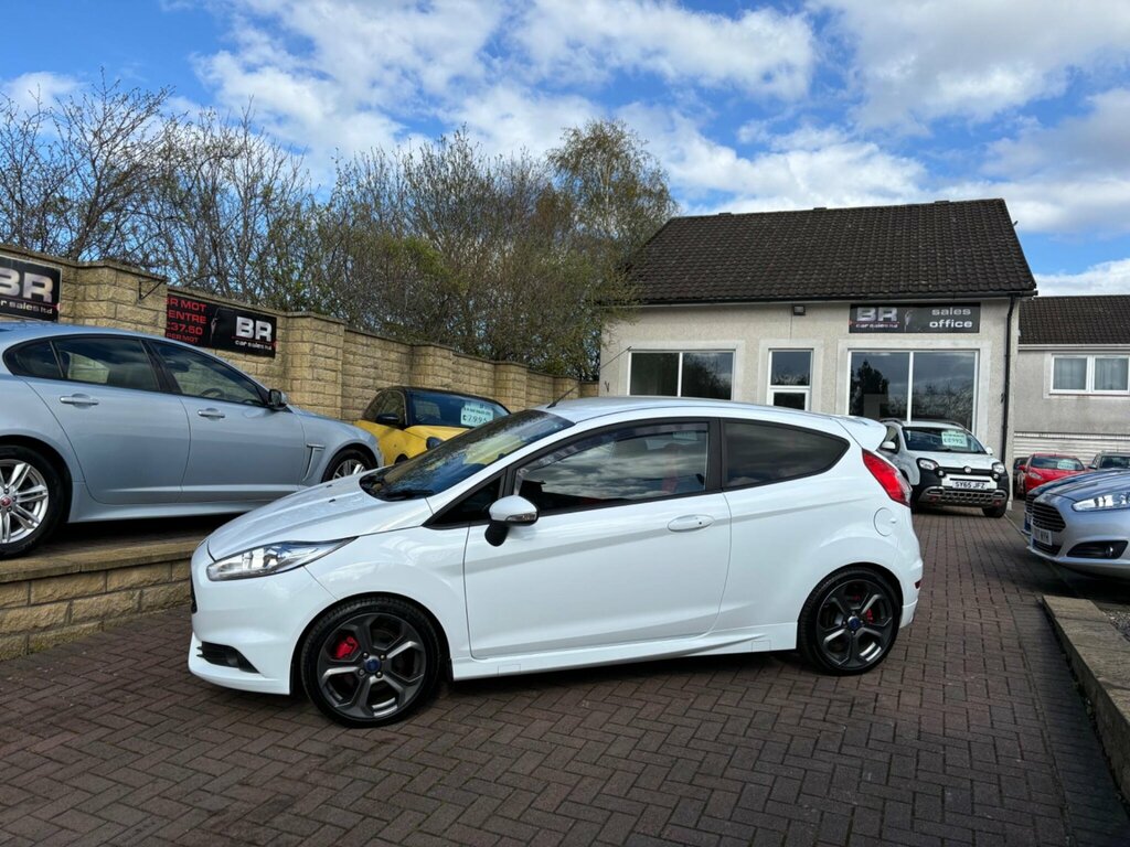 Ford Fiesta 1.6T Ecoboost St-3 Euro 6 White #3