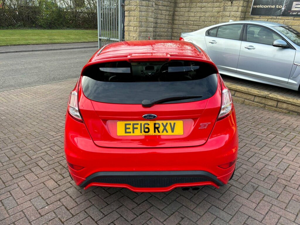 Ford Fiesta 1.6T Ecoboost St-2 Euro 6 EF16RXV Red #5