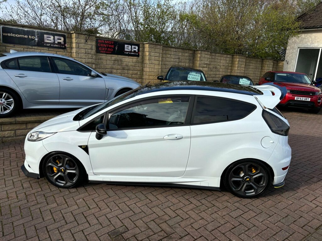 Ford Fiesta 1.6T Ecoboost St-3 Euro 6 BG66UNK White #2