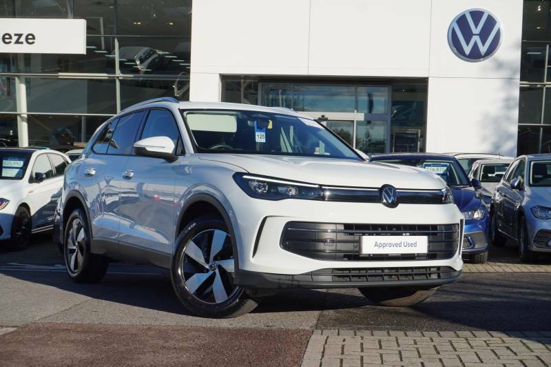 Volkswagen Tiguan Tdi Dsg Match - 74 White