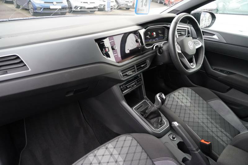 Volkswagen Taigo Tsi 115 Black Edition - 2025 25 HG25EZW Blue #2