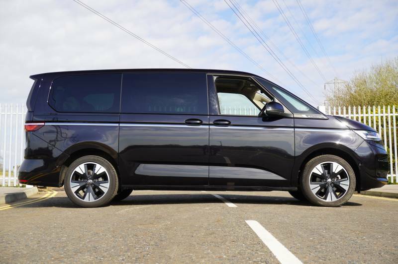 Volkswagen Multivan Tdi Lwb Dsg Style - 2025 25 HN25ZTU Black #4