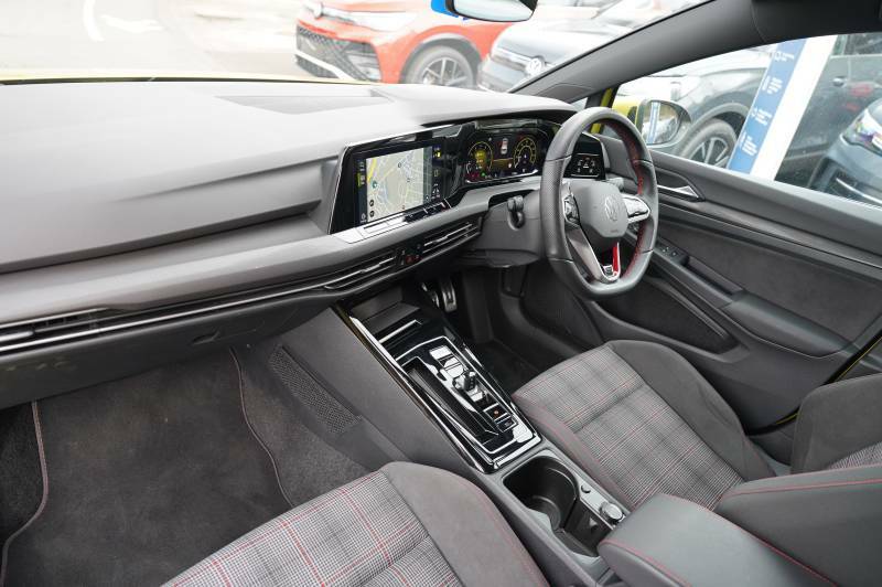 Volkswagen Golf Tsi Dsg Gti - 2024 24 HN24YOO Yellow #2