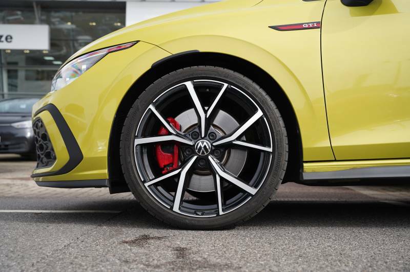 Volkswagen Golf Tsi Dsg Gti - 2024 24 HN24YOO Yellow #5