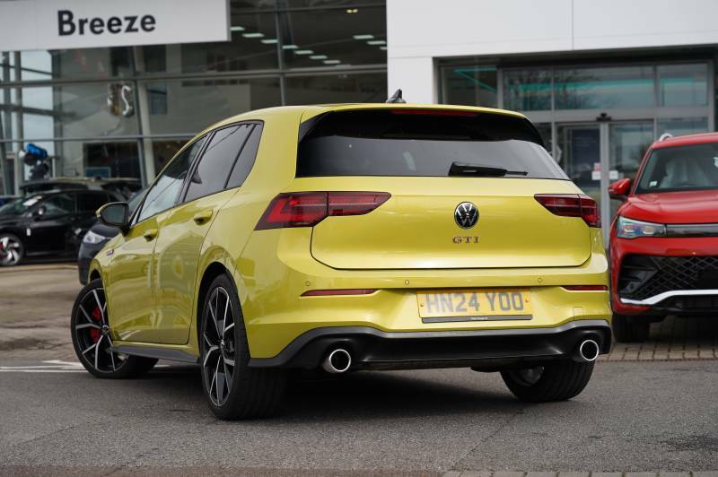 Volkswagen Golf Tsi Dsg Gti - 2024 24 HN24YOO Yellow #3
