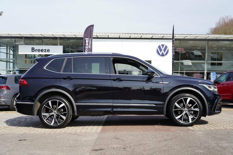 Volkswagen Tiguan Allspace Tsi Dsg R-line - 2024 73 MM73HXC Black #4