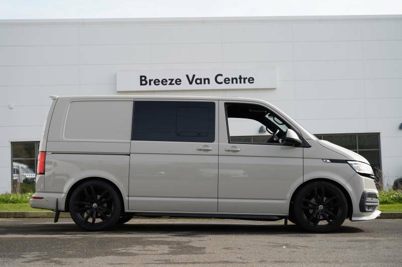 Volkswagen Transporter T30 Tdi 150 Kombi Van Dsg Highline Swb - 2024 24 HT24GZB Grey #4